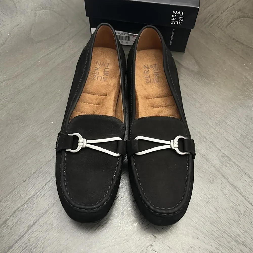 NATURALIZER Demur-Bit Loafers